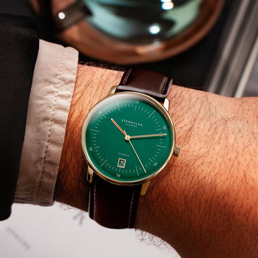 S02-NAC22-BR01 - Naos Automatic Edition Cambridge