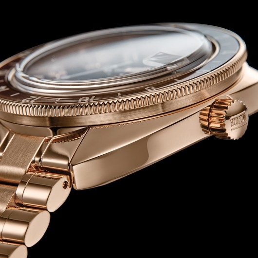 97B215 - OCEANOGRAPHER GMT